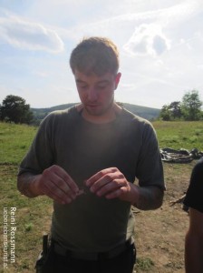 Survival Training Schnurherstellung