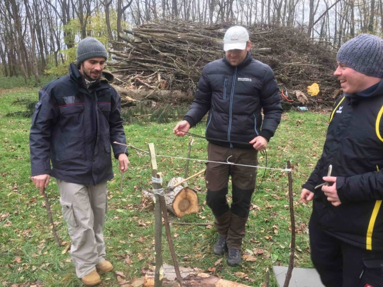 Survival Outdoor Fallen bauen lernen